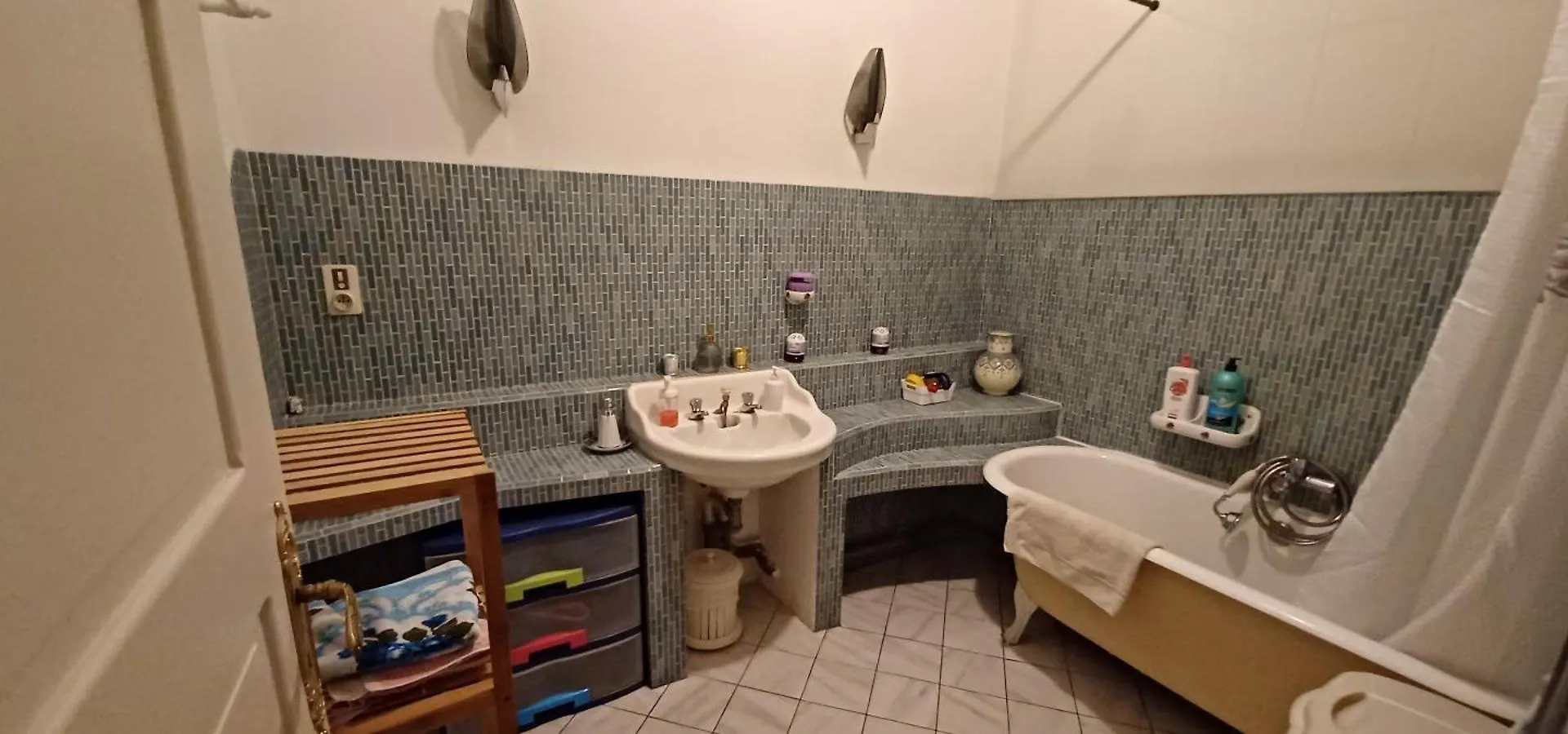 Chez Virginie - Chambre Du Bourg Lourdes 0*,  Francia